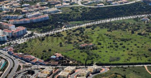 Lotes de terreno para construção de apartamentos em Lagos
