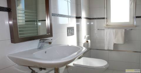 Moradia Isolada T4 em construção, a poucos minutos de Lagos