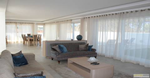 Moradia Isolada T4 em construção, a poucos minutos de Lagos