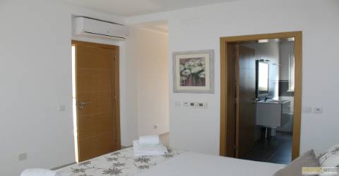 Moradia Isolada T4 em construção, a poucos minutos de Lagos