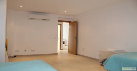 Moradia Isolada T4 em construção, a poucos minutos de Lagos