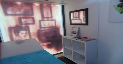 Loja equipada para cabeleireiro em zona nobre de Lagos