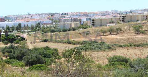 Excelente terreno para construção de blocos apartamentos em Lagos