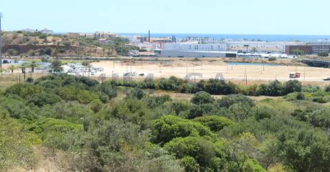 Excelente terreno para construção de blocos apartamentos em Lagos