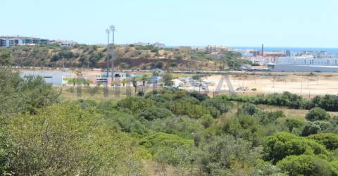 Excelente terreno para construção de blocos apartamentos em Lagos