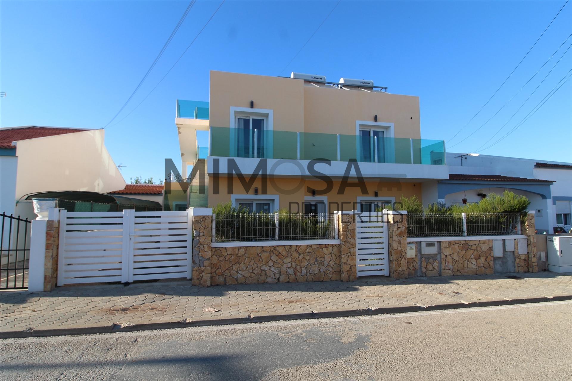 Bonita Moradia em construção perto da praia em Sagres