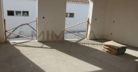 Fabulosos apartamentos em fase de construção com vista mar e a dois passos da praia