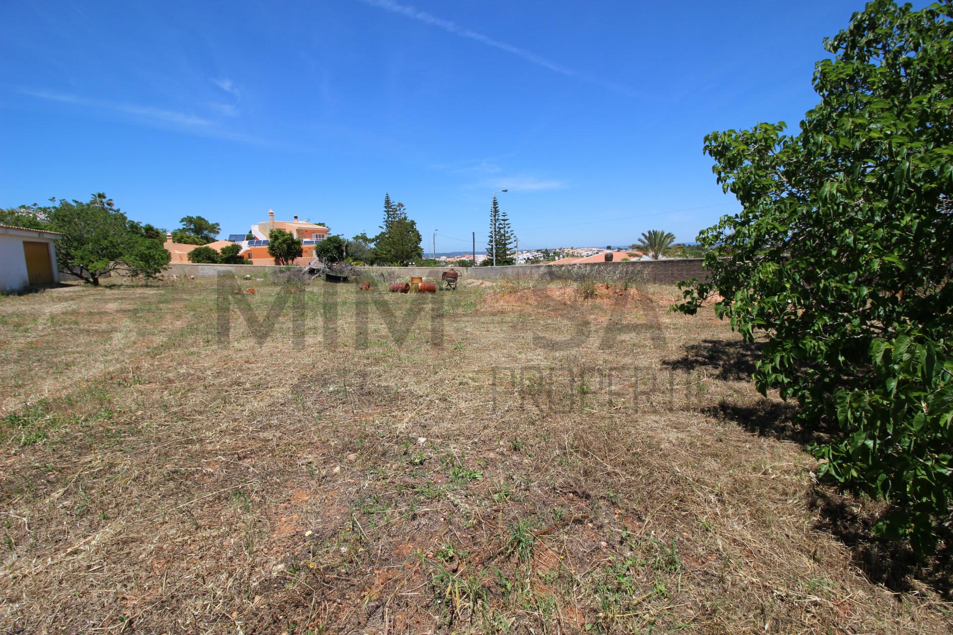 Terreno para construção com projeto aprovado, Praia da Luz, Lagos