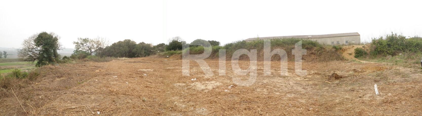 Lote de terreno com 1480m2 em Valado dos Frades/Nazaré