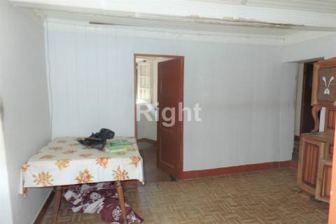 Casa serrana de pedra na Aldeia de Casal Vasco