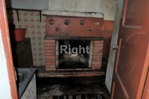 Casa serrana de pedra na Aldeia de Casal Vasco