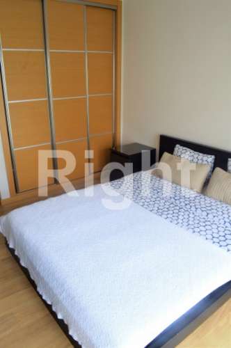 Apartamento T2 em condomínio com jardim e piscina - Benfica