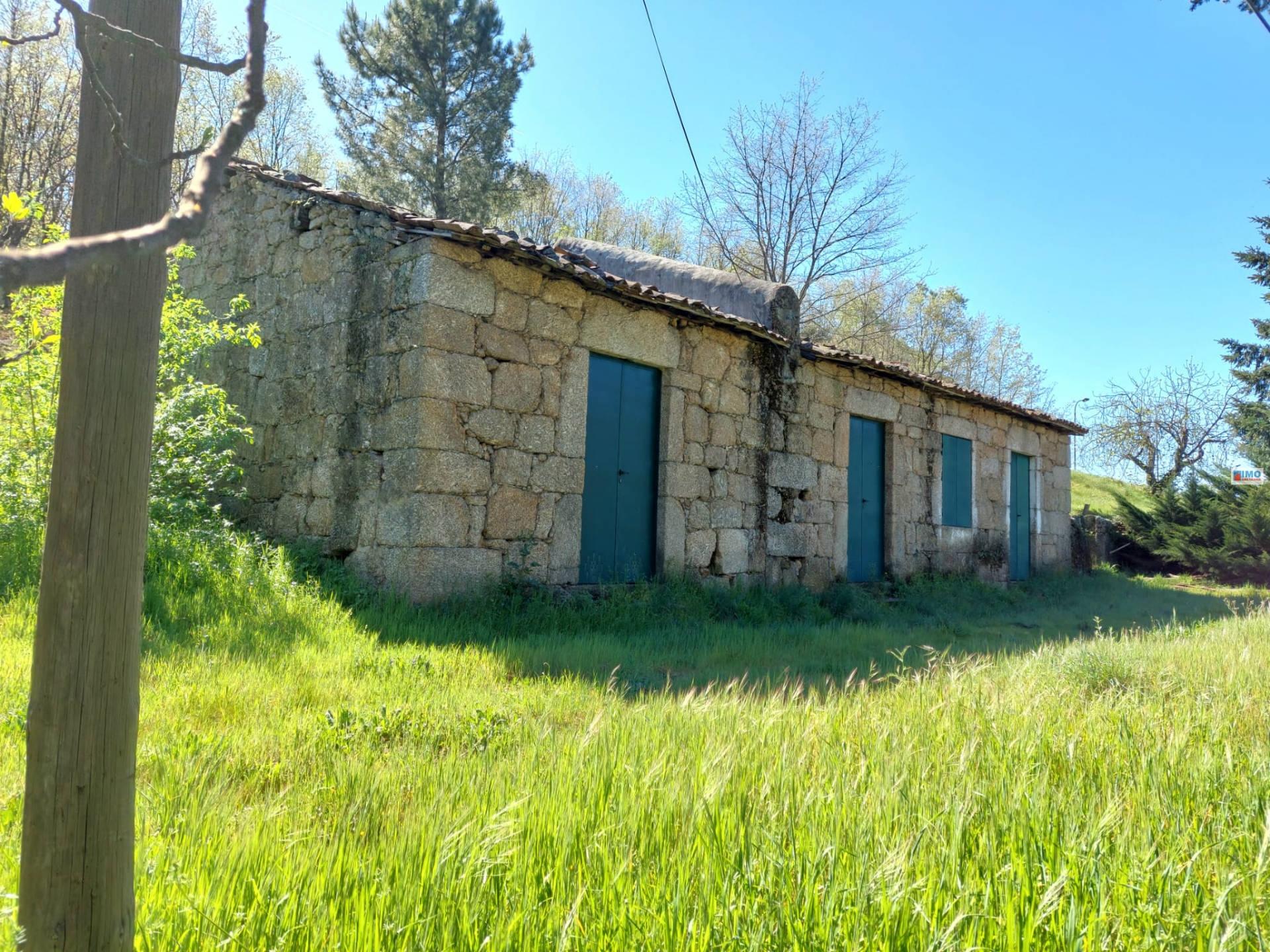 Terreno c/ Construção  - Teixoso - Junto à Ponte Terra