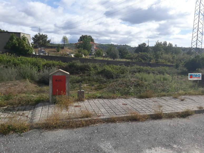 Lote de Terreno p/construção de Moradia - Canhoso