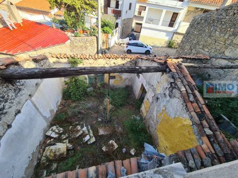 Moradia V3 em Póvoa do Rio de Moinhos