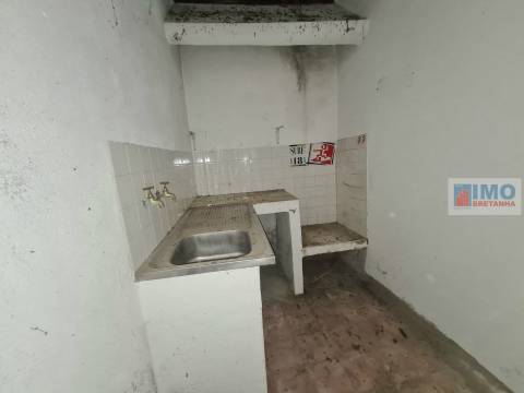 Moradia T2 - Monsanto