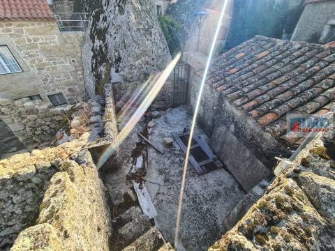 Moradia T2 - Monsanto