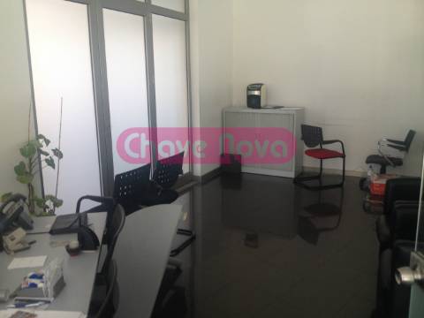 Loja  Arrendamento em Paranhos,Porto