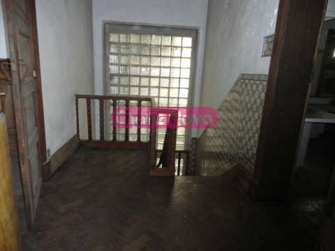 Quinta T5+2 Venda em Mafamude e Vilar do Paraíso,Vila Nova de Gaia