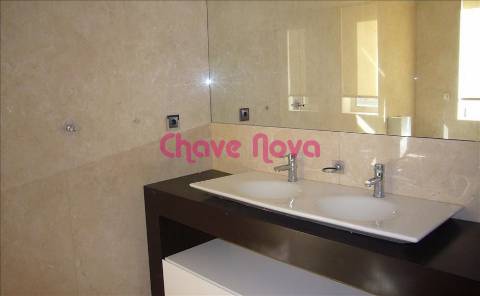 Moradia Isolada T6 Venda em Gulpilhares e Valadares,Vila Nova de Gaia