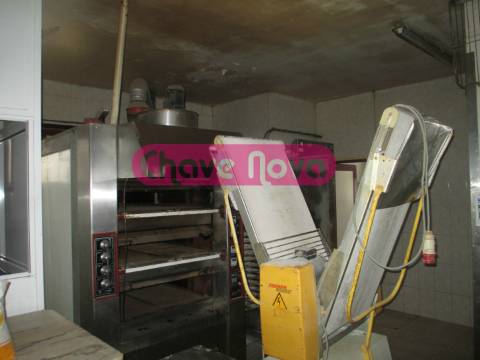 Loja  Venda em Vilar de Andorinho,Vila Nova de Gaia