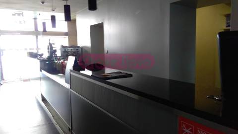 Bar  Trespasse em Mafamude e Vilar do Paraíso,Vila Nova de Gaia