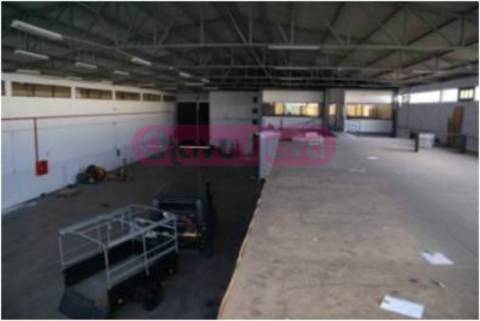 Armazém  Venda em Arcozelo,Vila Nova de Gaia