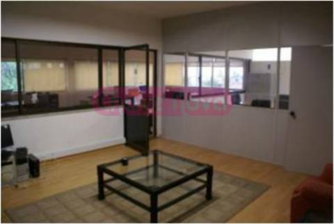 Armazém  Venda em Arcozelo,Vila Nova de Gaia