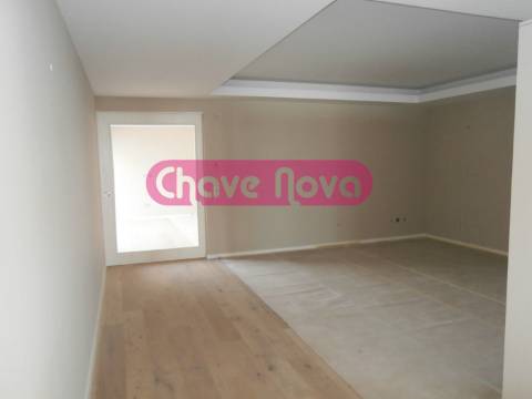 Moradia Isolada T4+1 Venda em Canidelo,Vila Nova de Gaia