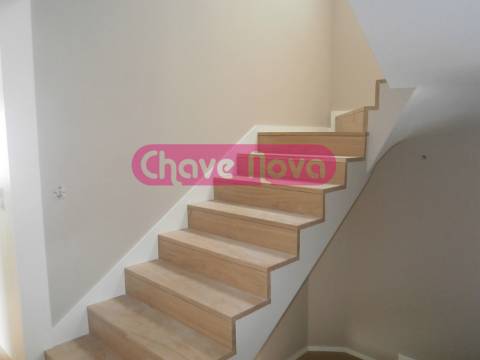 Moradia Isolada T4+1 Venda em Canidelo,Vila Nova de Gaia