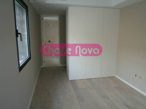 Moradia Isolada T4+1 Venda em Canidelo,Vila Nova de Gaia