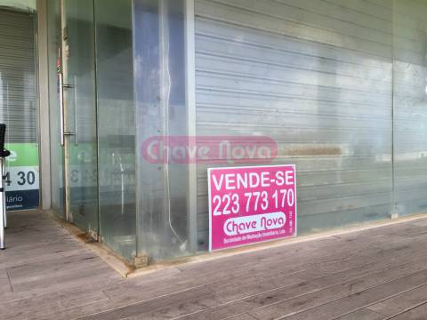 Loja  Venda em Canidelo,Vila Nova de Gaia