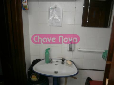 Loja  Trespasse em Santa Marinha e São Pedro da Afurada,Vila Nova de Gaia