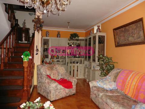 Moradia Isolada  Venda em Oliveira do Douro,Vila Nova de Gaia