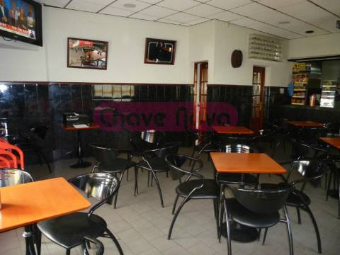 Loja  Trespasse em Santa Marinha e São Pedro da Afurada,Vila Nova de Gaia