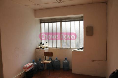 Armazém  Venda em Avintes,Vila Nova de Gaia