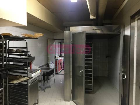 Padaria / Pastelaria  Trespasse em Mafamude e Vilar do Paraíso,Vila Nova de Gaia