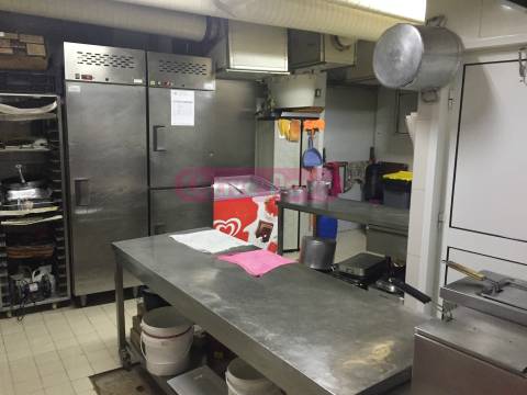 Padaria / Pastelaria  Trespasse em Mafamude e Vilar do Paraíso,Vila Nova de Gaia