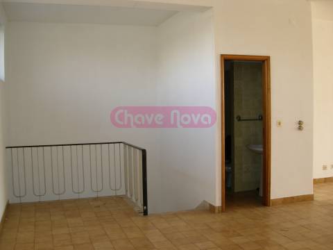 Loja  Arrendamento em São João da Madeira,São João da Madeira