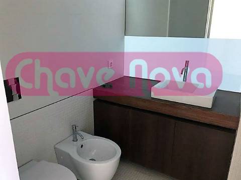 Moradia Geminada  Venda em Lordelo do Ouro e Massarelos,Porto