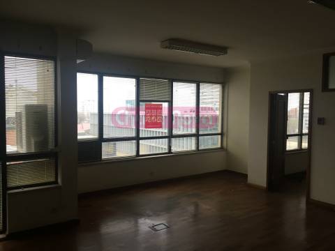 Escritório  Venda em Ramalde,Porto