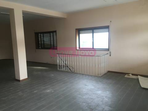 Loja  Venda em Serzedo e Perosinho,Vila Nova de Gaia