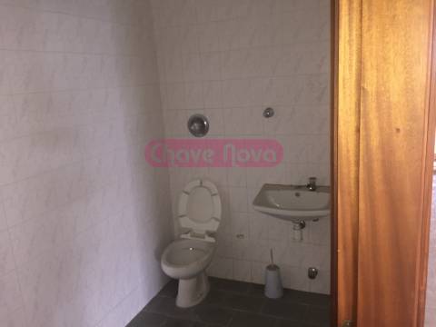 Loja  Venda em Serzedo e Perosinho,Vila Nova de Gaia