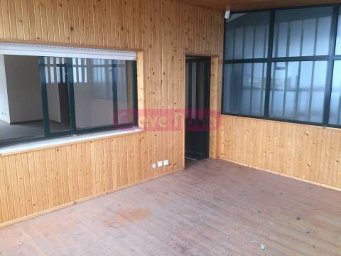 Loja  Venda em Serzedo e Perosinho,Vila Nova de Gaia