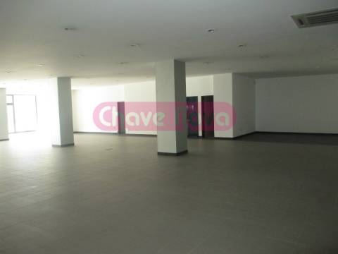 Loja  Venda em Lordelo do Ouro e Massarelos,Porto