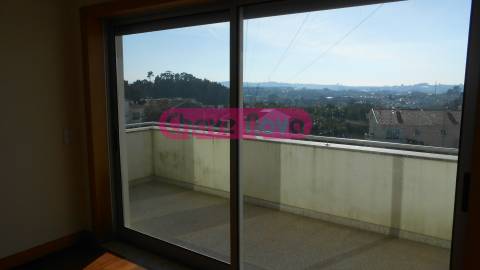 Moradia Isolada T3+1 Venda em Baguim do Monte (Rio Tinto),Gondomar