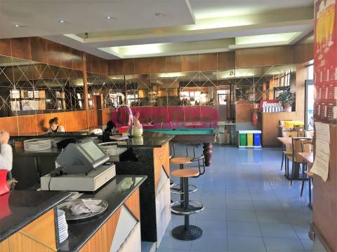 Loja  Venda em Cedofeita, Santo Ildefonso, Sé, Miragaia, São Nicolau e Vitória,Porto