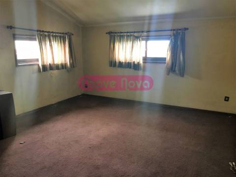 Moradia Isolada  Venda em Mafamude e Vilar do Paraíso,Vila Nova de Gaia