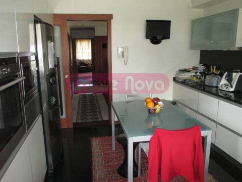 Moradia Geminada T4 Venda em Arcozelo,Vila Nova de Gaia