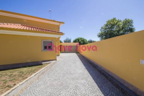 Moradia Isolada  Venda em Santa Maria da Feira, Travanca, Sanfins e Espargo,Santa Maria da Feira